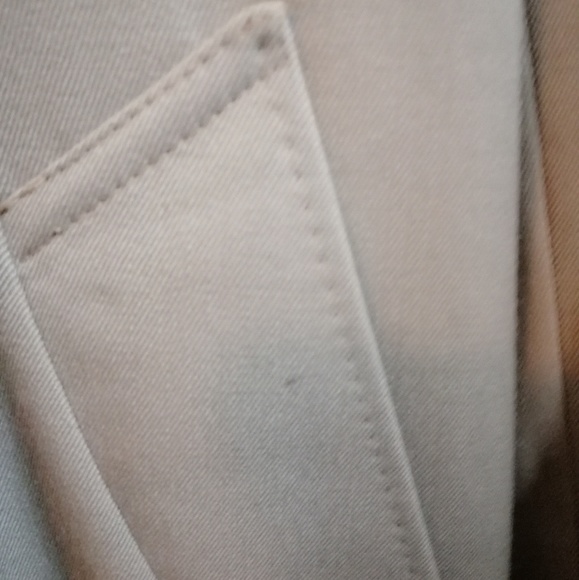 Aquascutum of London 100% Virgin Wool Coat - Picture 5 of 8